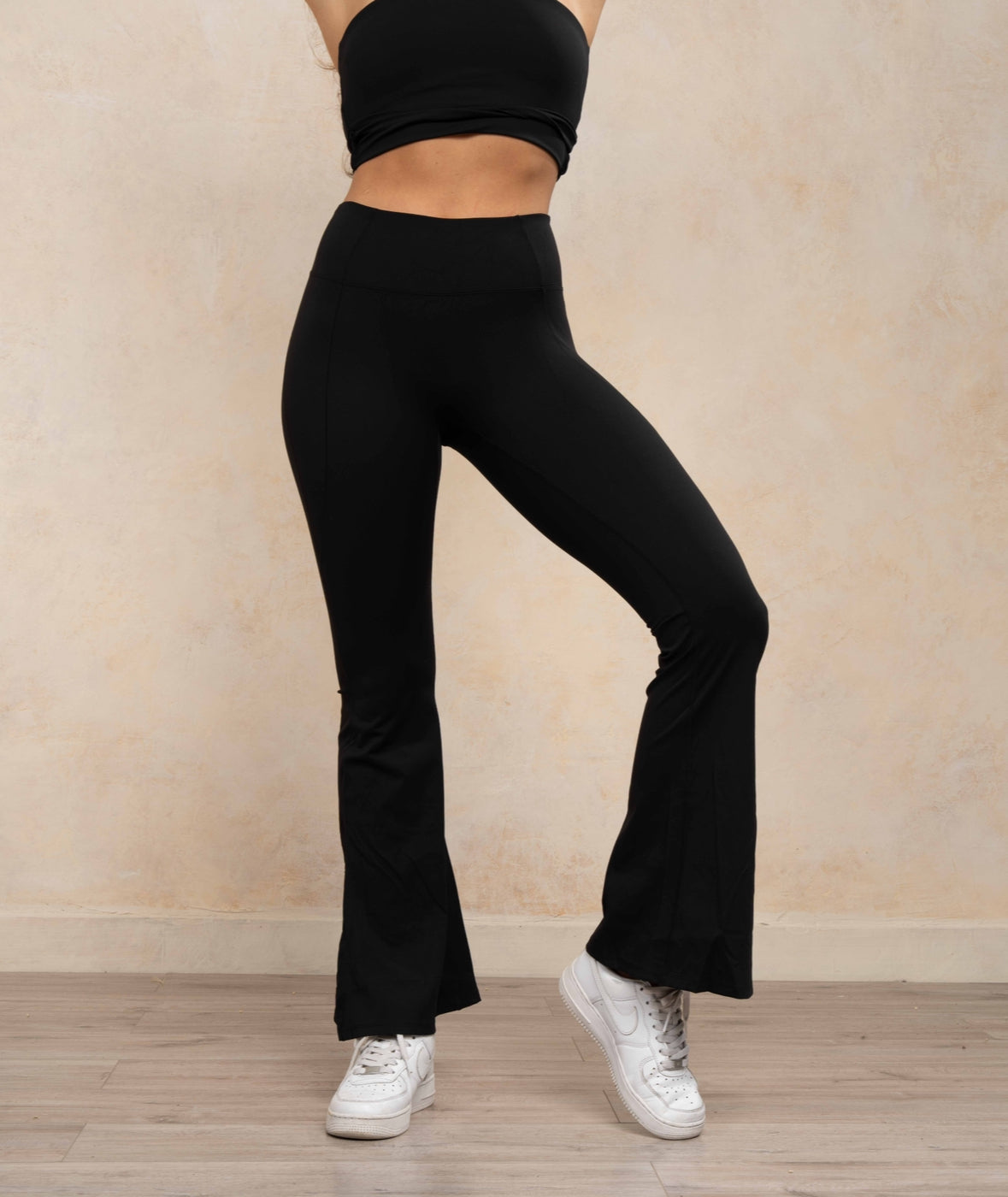 Sculpt Flare Pant