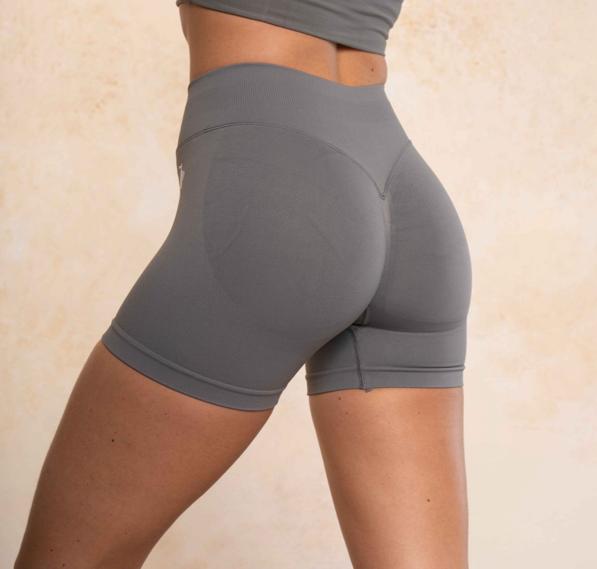 Mid Short