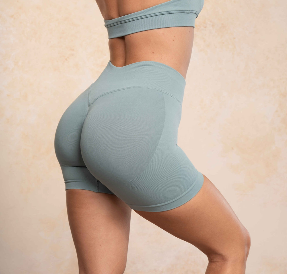 Mid Short