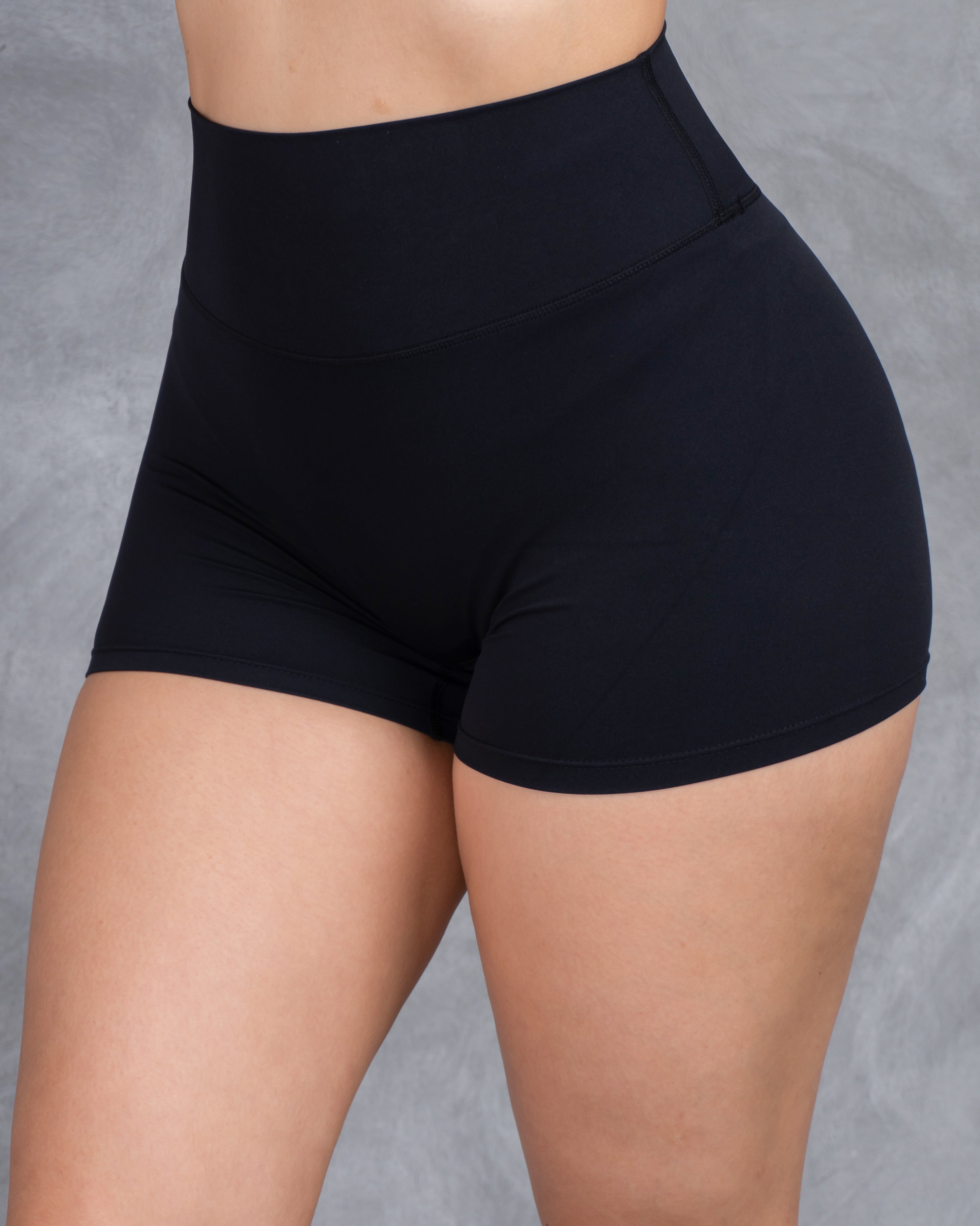 Seamless Short