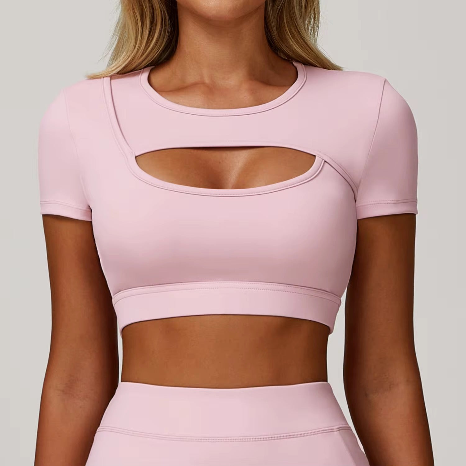 Allure Crop