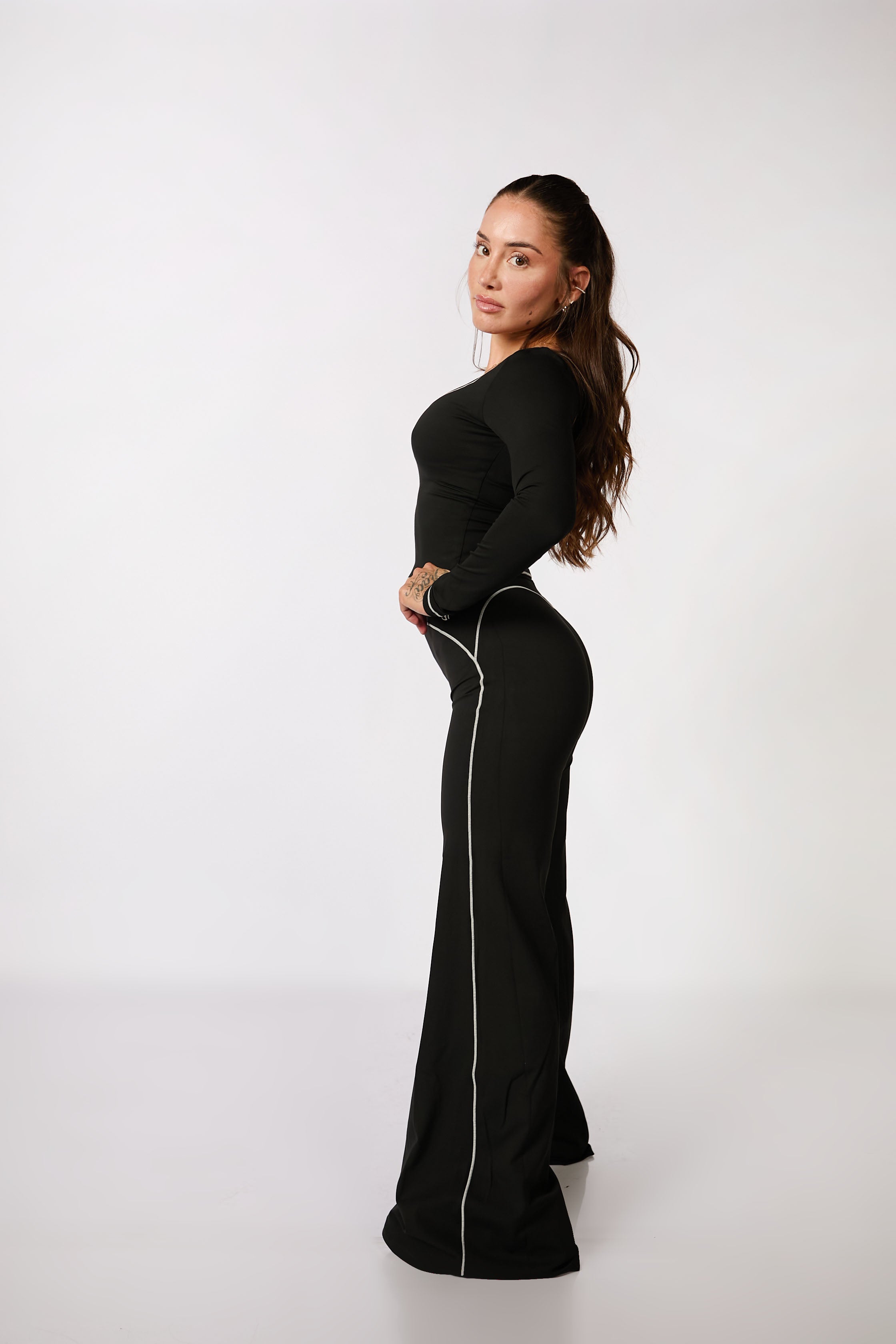 Contour Straight Pant Set- Long Sleeve