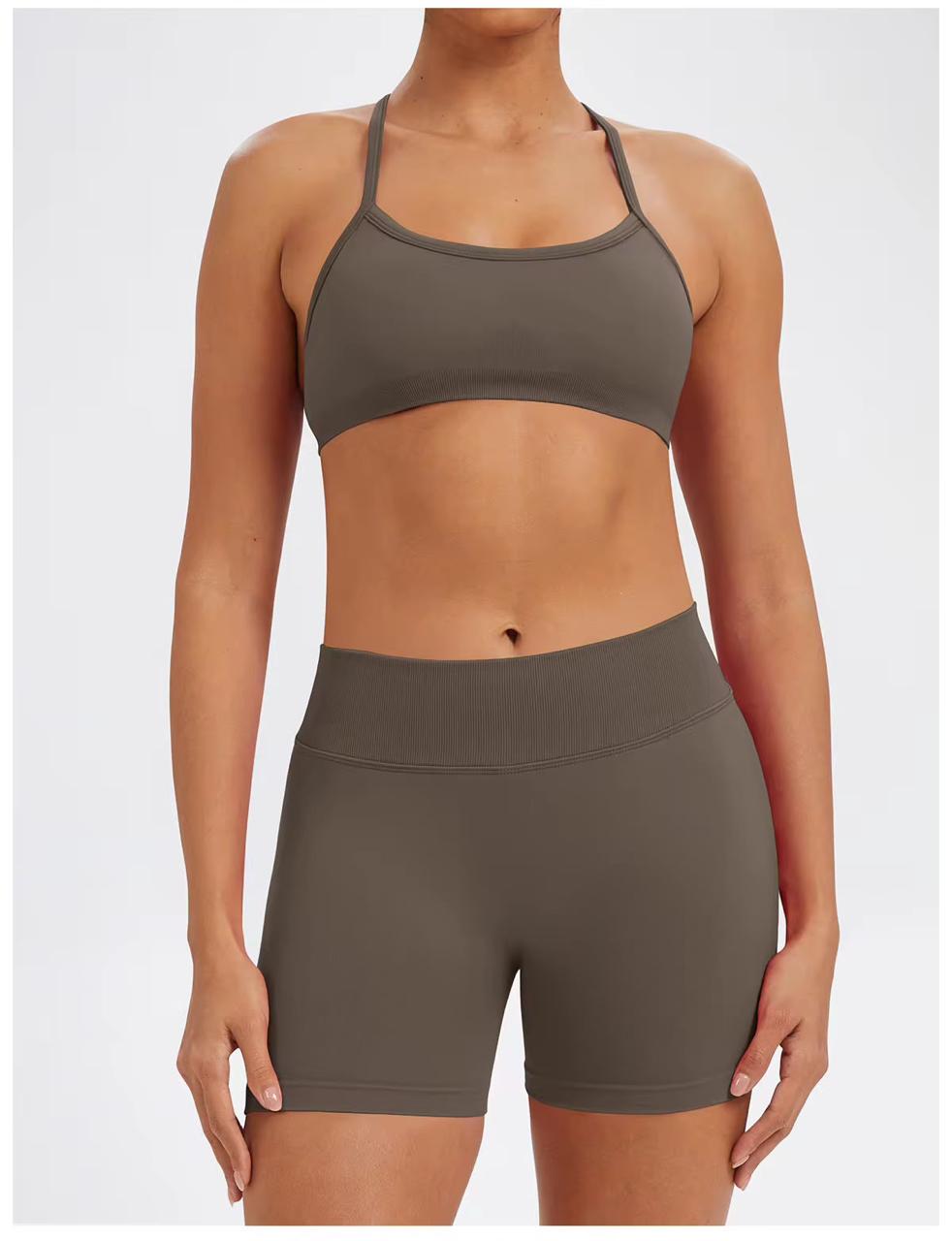 Vback Short Set